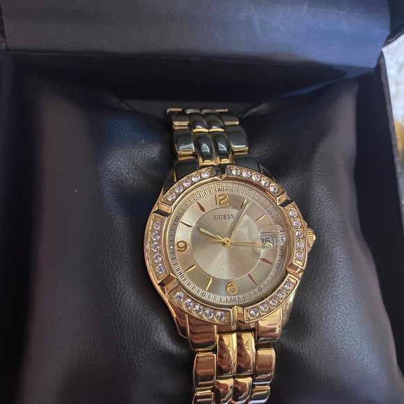 Guess Gold Watch with Crystals New in Box - Picture 2 of 5